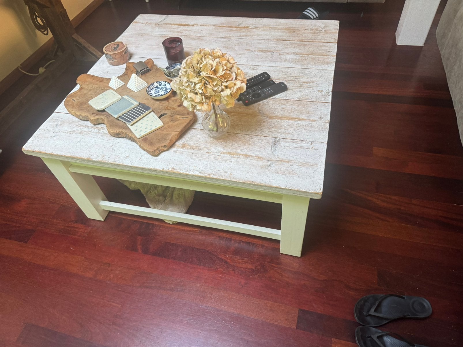 Houten salontafel 1x1 meter ., Ophalen, Gebruikt, 50 tot 100 cm, Vierkant
