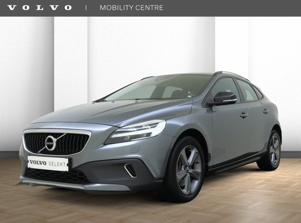 Volvo V40 Cross Country 1.5 T3 Nordic+ | Leder | 17"velgen |, Automatische klimaatregeling, 1500 kg, 5 stoelen, Voorwielaandrijving