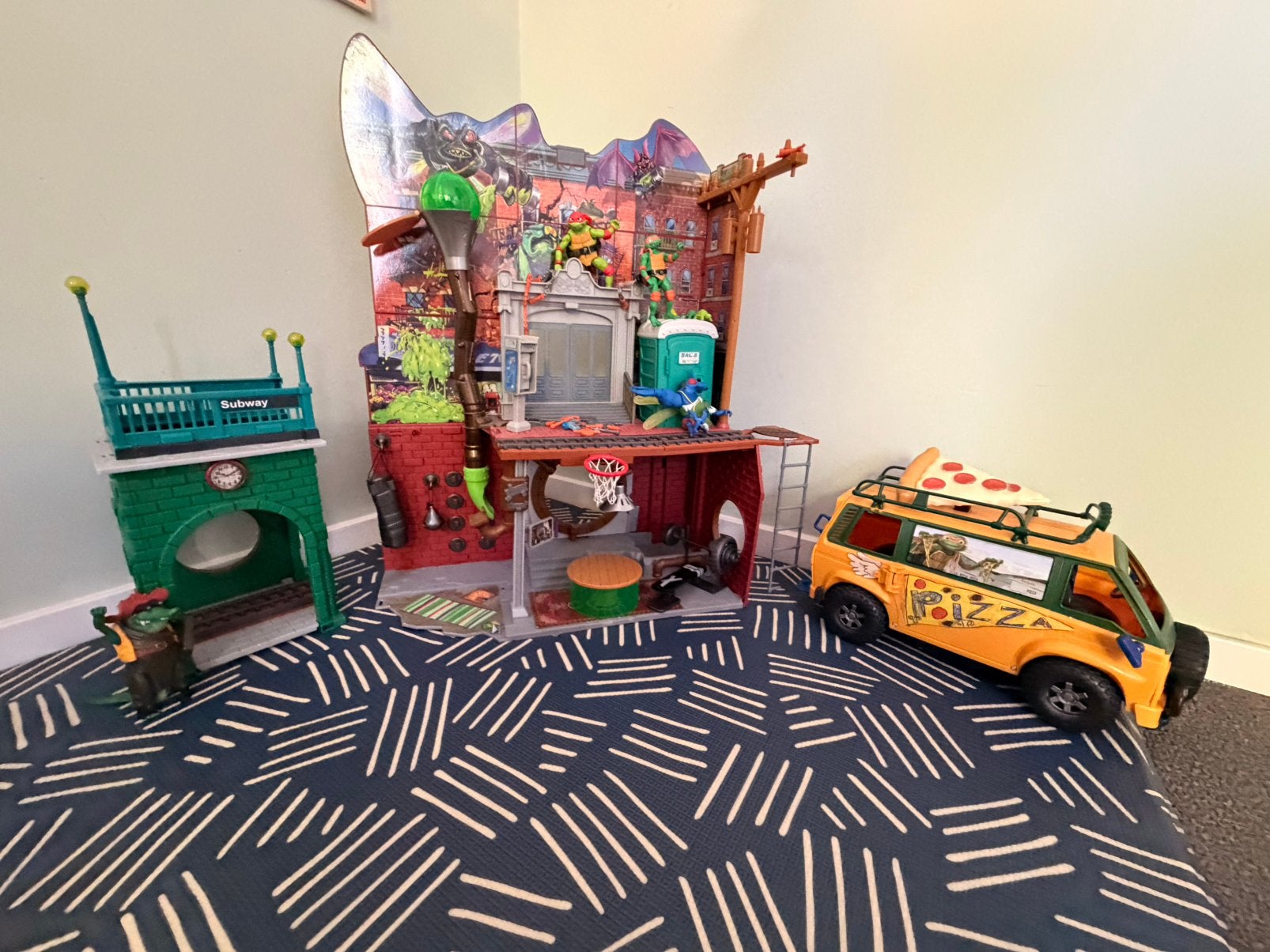 Ninja Turtles Sewer Lair & Pizza Van, Ophalen, Gebruikt
