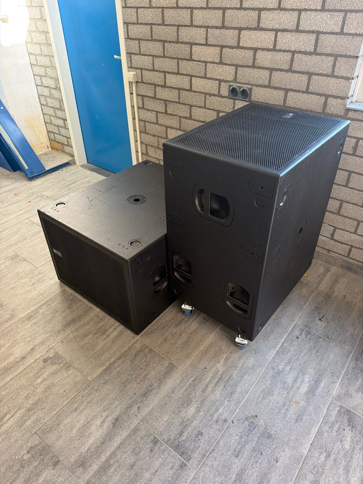 RCF TTS18A Actieve Subwoofer - Krachtige Bass, Gebruikt, Subwoofer, Basreflex, Ophalen
