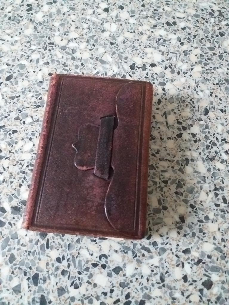 Antieke bijbel met kaft van leer, Antiek en Kunst, Ophalen