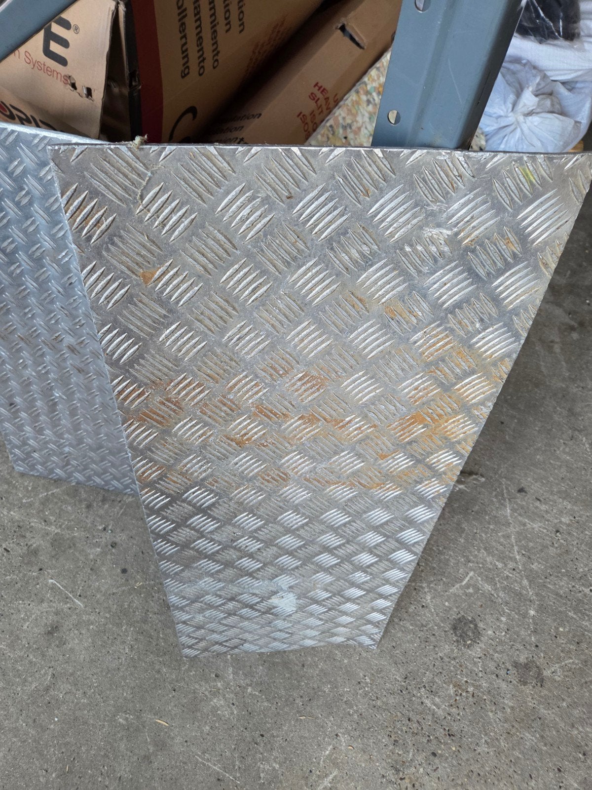 2x Aluminium Traanplaat Profiel Oprijplaat, Doe-het-zelf en Verbouw, Metalen, Ophalen of Verzenden, Gebruikt, Aluminium