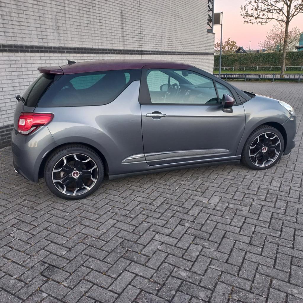 Citroën DS3 1.6 THP 2010 Grijs nw APK ! Clima!, 15 km/l, 49 €/maand, Leder, Handgeschakeld