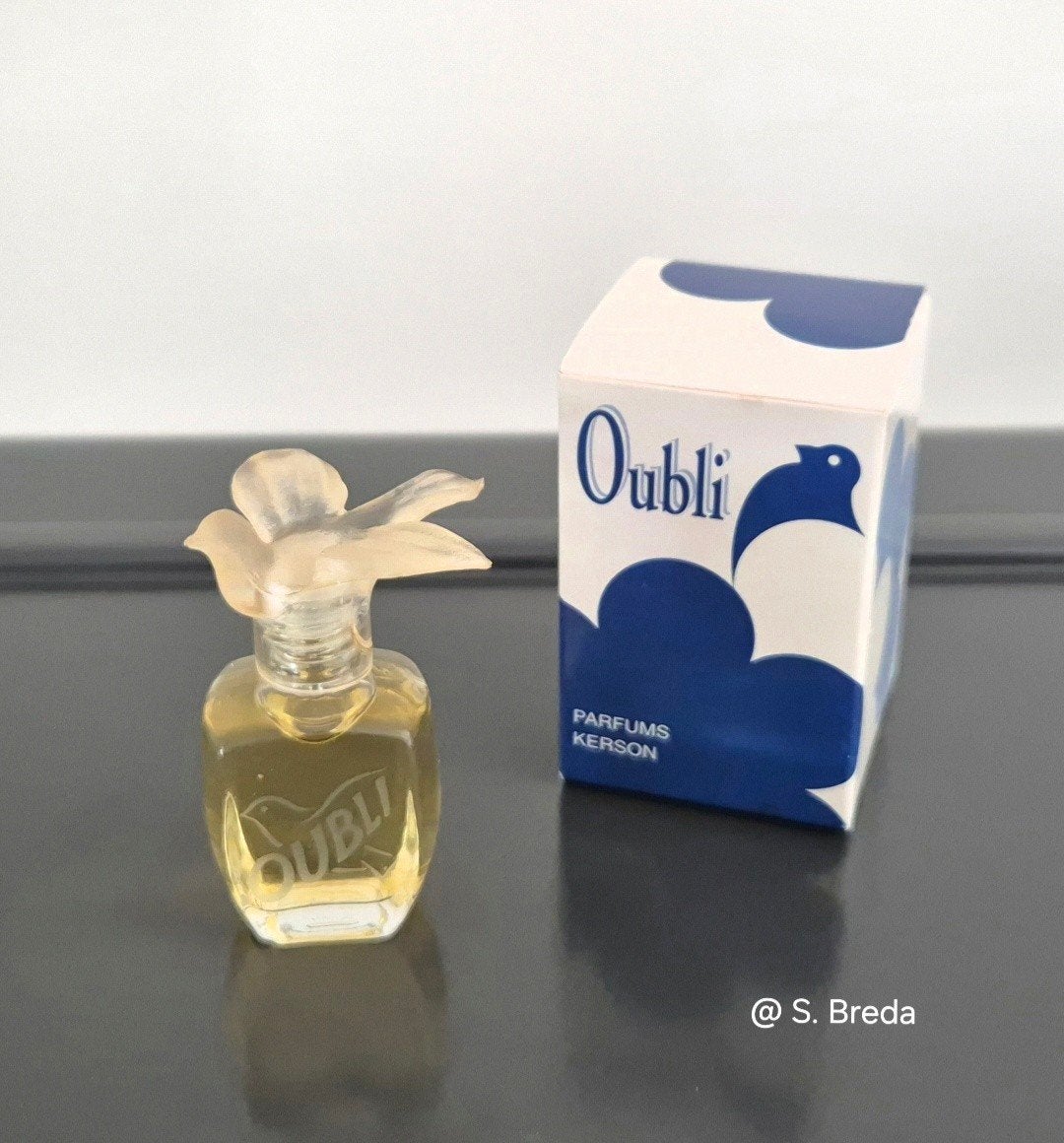 Kerson - Oubli - miniatuur in doosje, Verzamelen, Ophalen of Verzenden, Zo goed als nieuw, Miniatuur, Gevuld