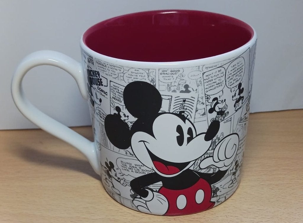Disney Mickey Mouse letter P Disneyland Resort Paris, Ophalen of Verzenden, Overige figuren, Nieuw, Servies