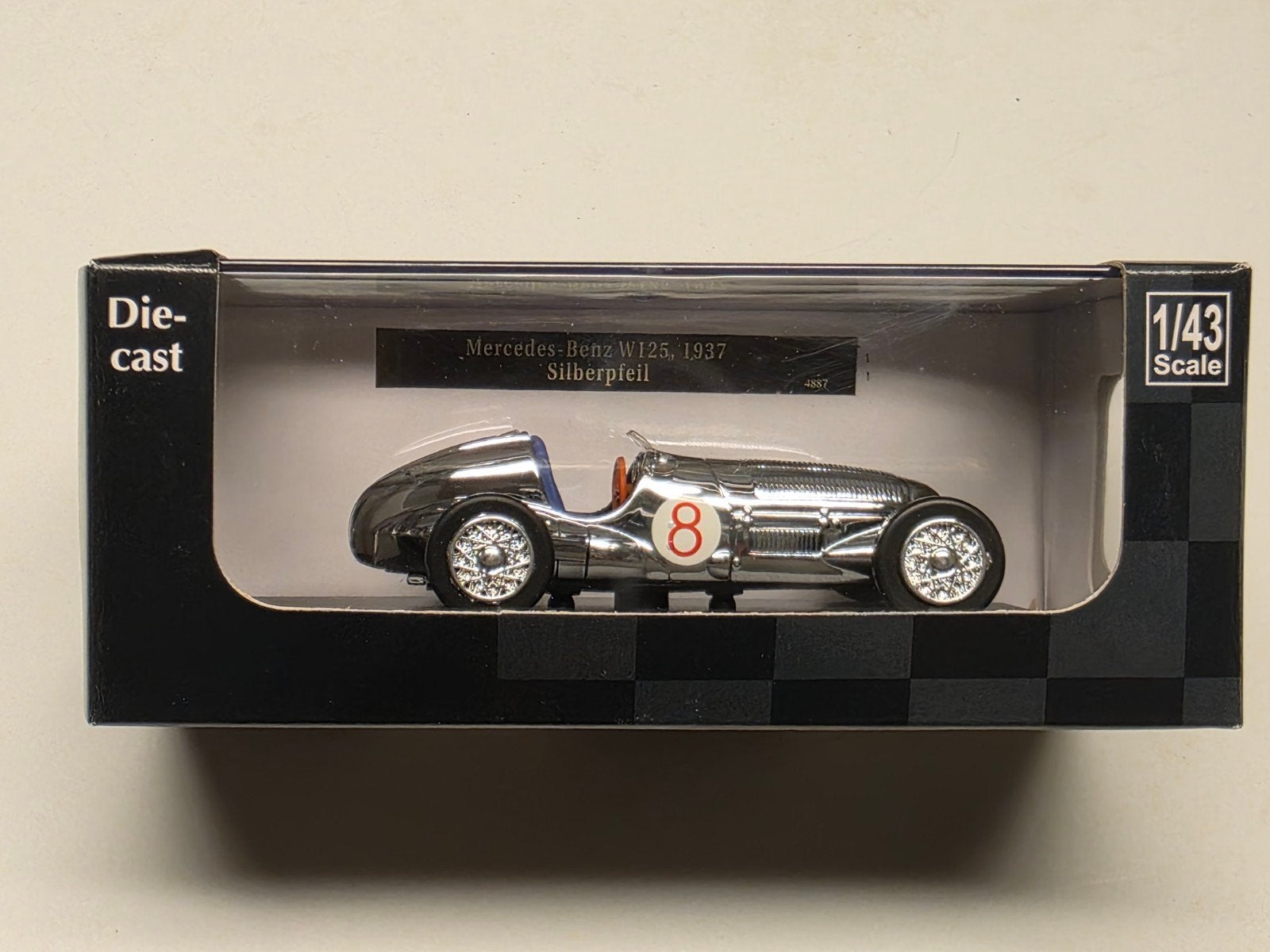 Mercedes-Benz W125 1937 Zilverpijl Diecast 1/43, Ophalen of Verzenden, Nieuw, Auto, Overige merken