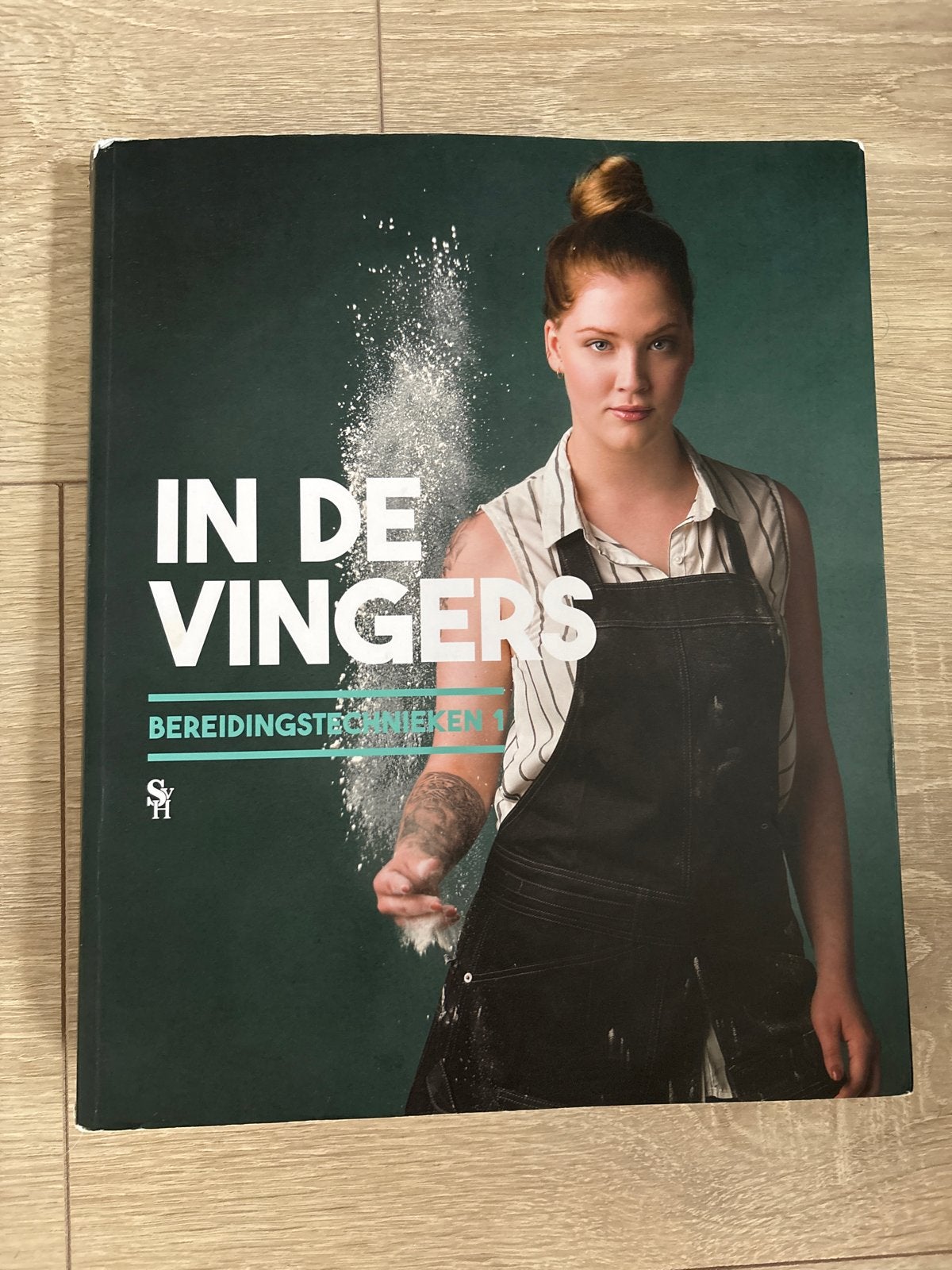 In De Vingers: Bereidingstechnieken Kookboek SVH, Ophalen of Verzenden, Zo goed als nieuw, Overige gebieden, Voorgerechten en Soepen
