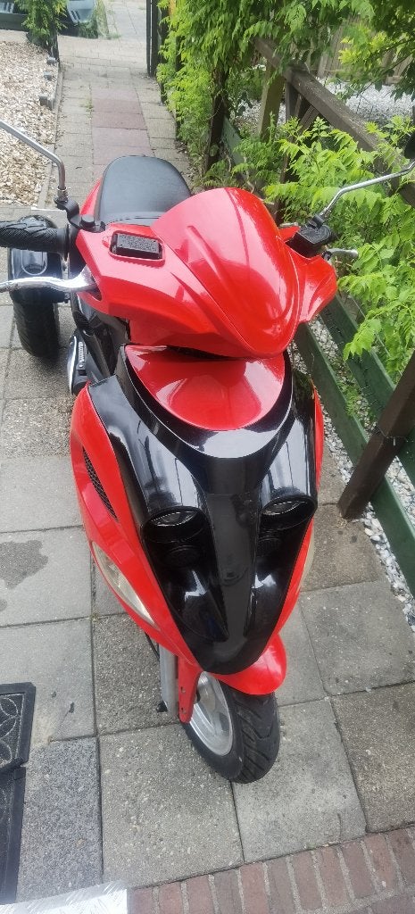 Scootmobiel Gomax 3wieler zonder rijbewijs., Fietsen en Brommers, Scooters | Overige merken, Gebruikt, Maximaal 45 km/u, Benzine