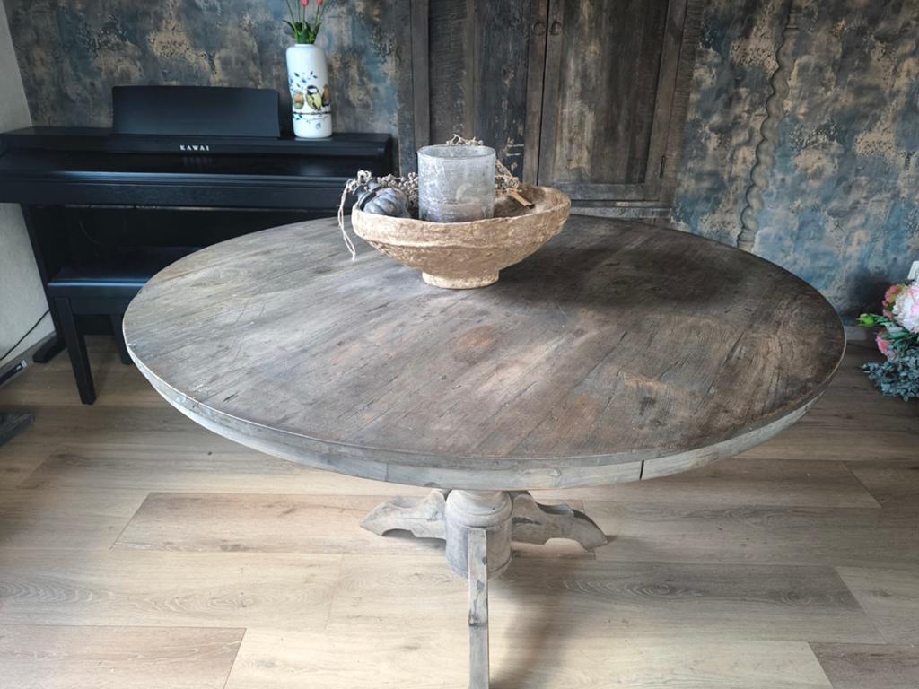 Sobere eetkamertafel eettafel rond stoer tafel vergrijst, Ophalen
