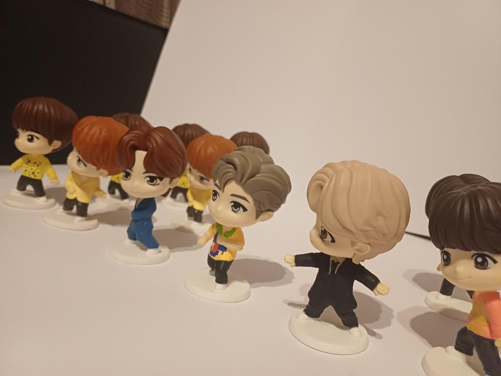 McDonald's Tinytan x BTS 2025 Happy Meal Toys 11 Figures, Verzamelen, Ophalen of Verzenden, Zo goed als nieuw