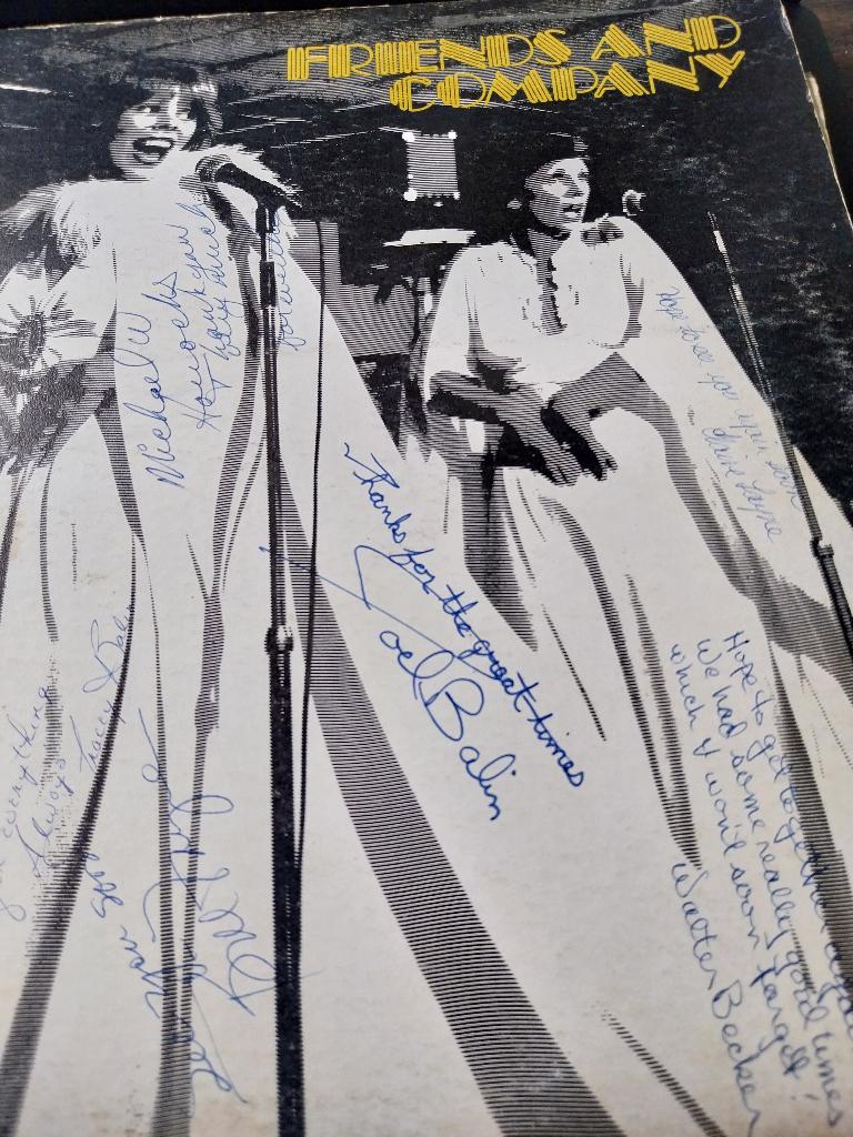 lp.s  28 lp s waarvan 1 is ondertekend door de bandleden, Ophalen, Gebruikt, Overige formaten, 1980 - 1989