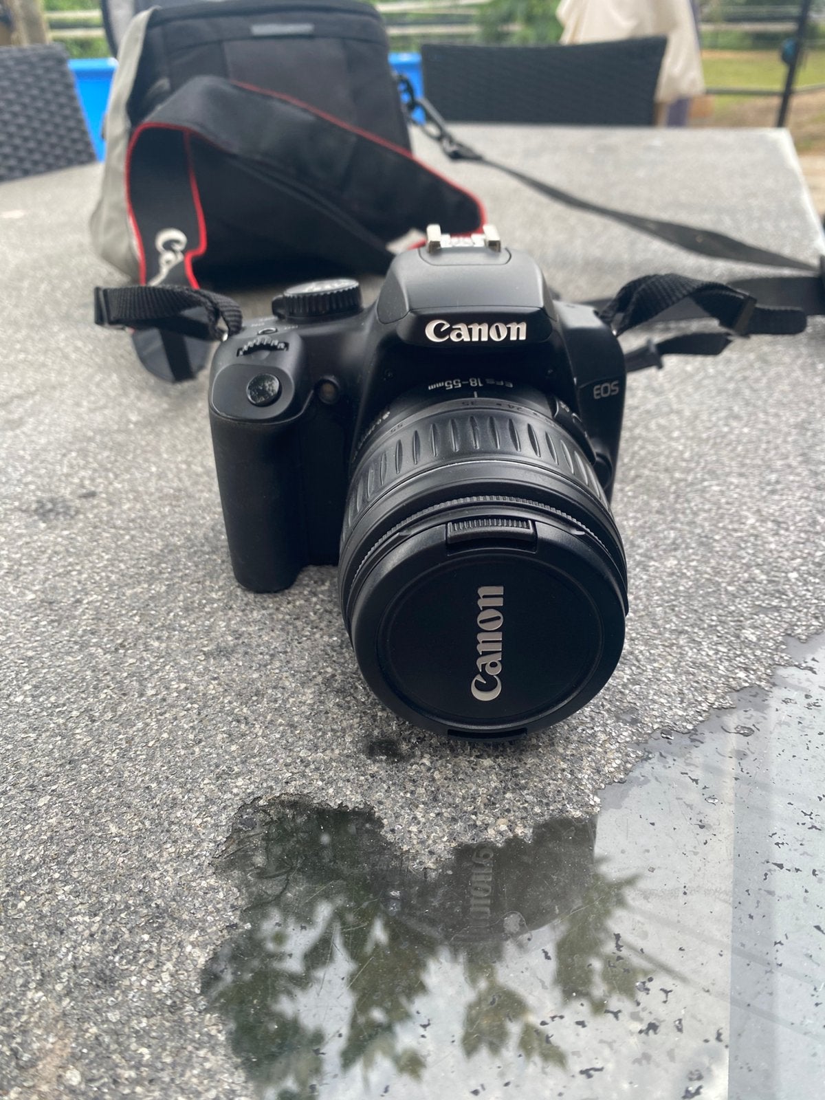 Te koop canon eos 1000D, Ophalen, Zo goed als nieuw, Canon, Geen optische zoom