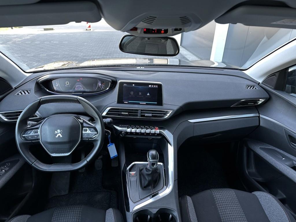 Peugeot 3008 1.2 PureTech Allure | Camera | Cruise Control |, Auto's, Voorwielaandrijving, Stof, Zwart, 1199 cc