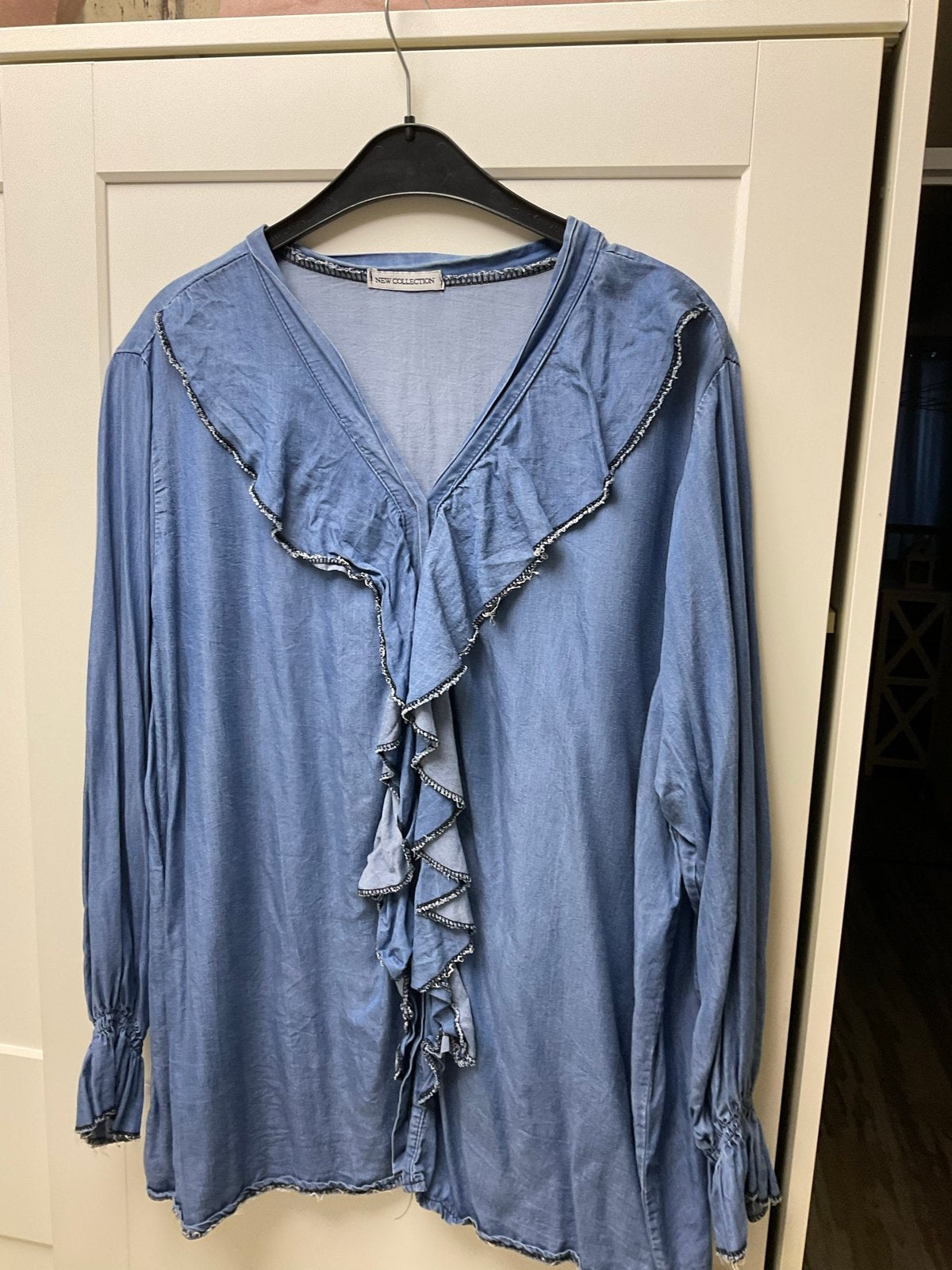 Dames spijkerblouse met ruches en elastiek in de mouwen, Ophalen of Verzenden, Gedragen, Maat 46/48 (XL) of groter, Blauw