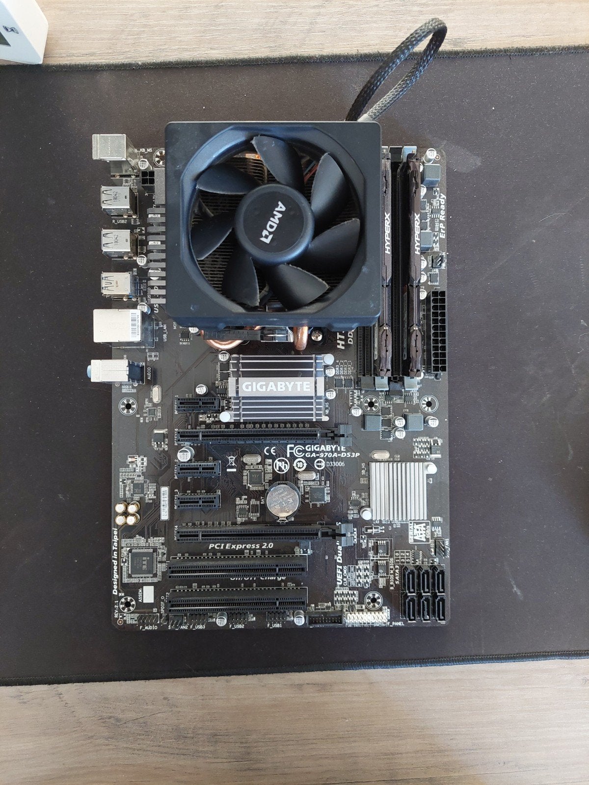 AMD FX8350 CPU + Gigabyte GA-970A-DS3P Moederbord + 16GB RAM, Computers en Software, Ophalen of Verzenden