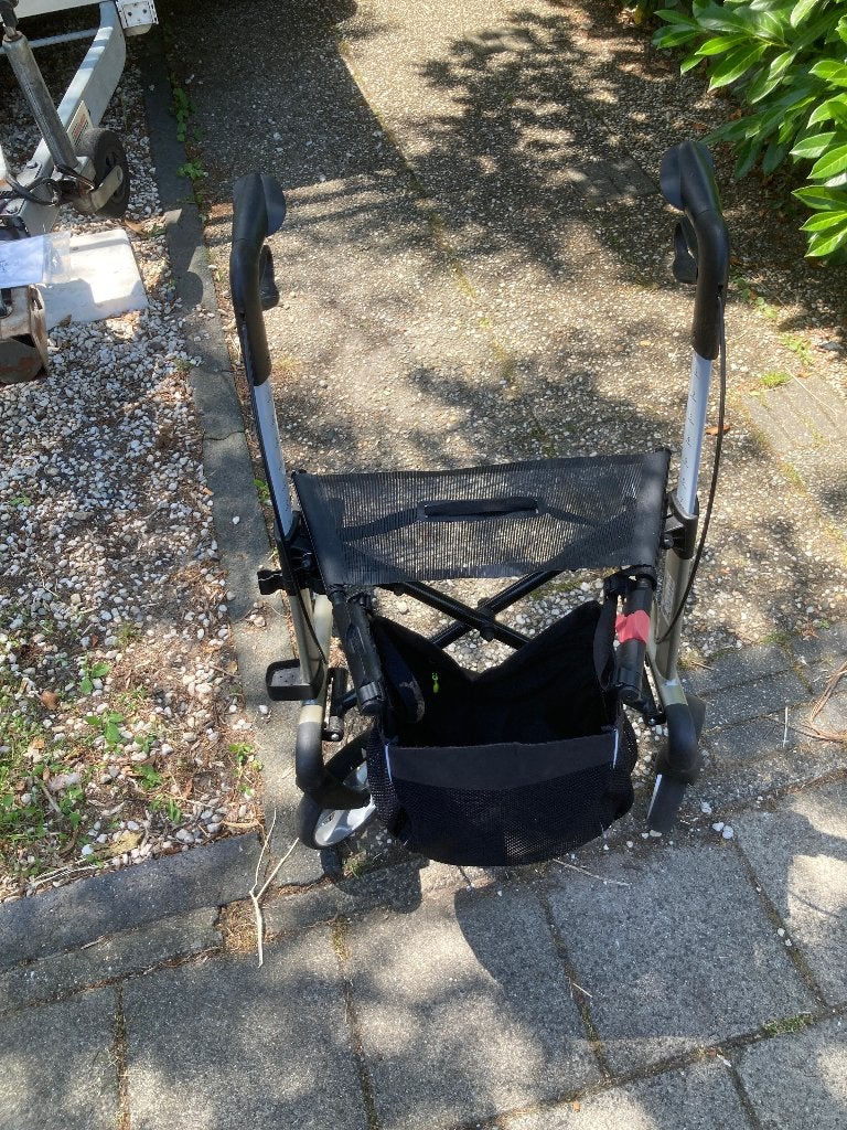 T.K. SERVER lichtgewicht rollator, Diversen, Rollators, Ophalen, Lichtgewicht, Gebruikt