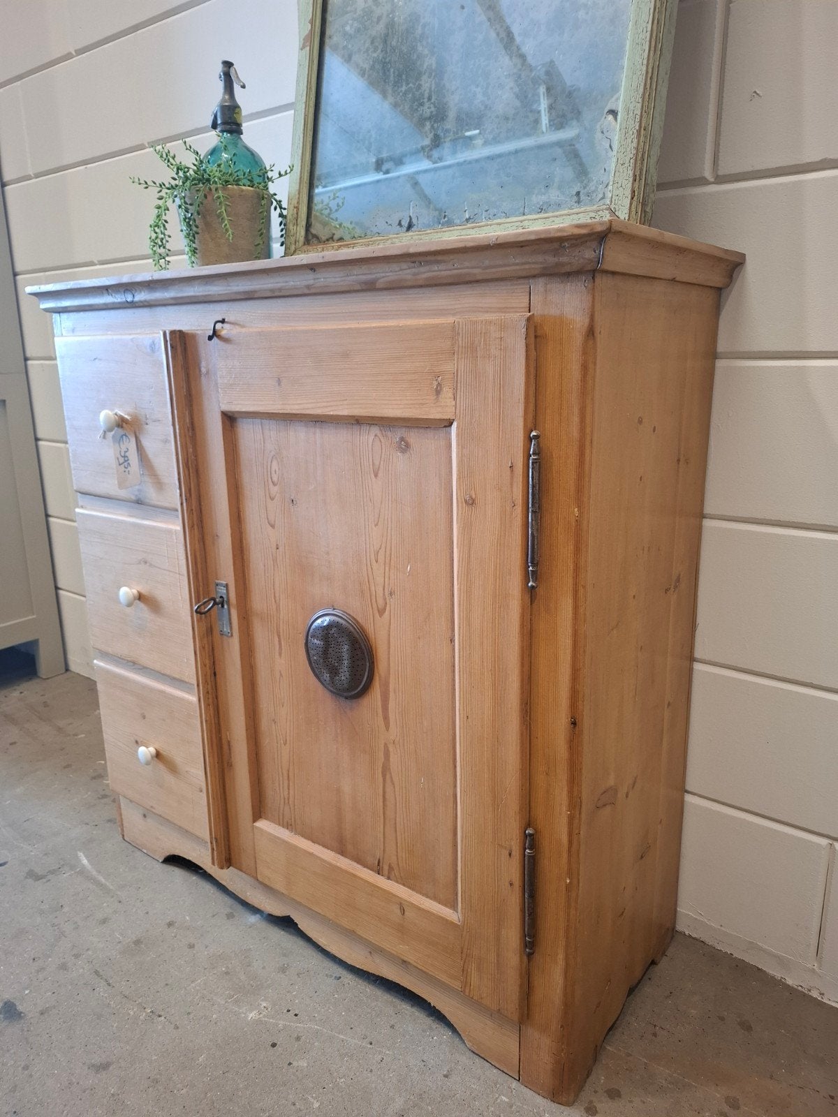 Vintage/Antiek grenen kast, Brocante/Landelijke houten kast, Antiek en Kunst, Antiek | Meubels | Kasten, Ophalen