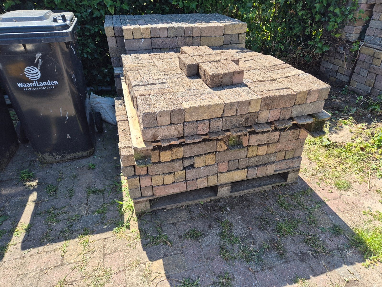 Klinkers in drie verschillende kleuren, Ophalen, Gebruikt, Klinkers, 10 m² of meer