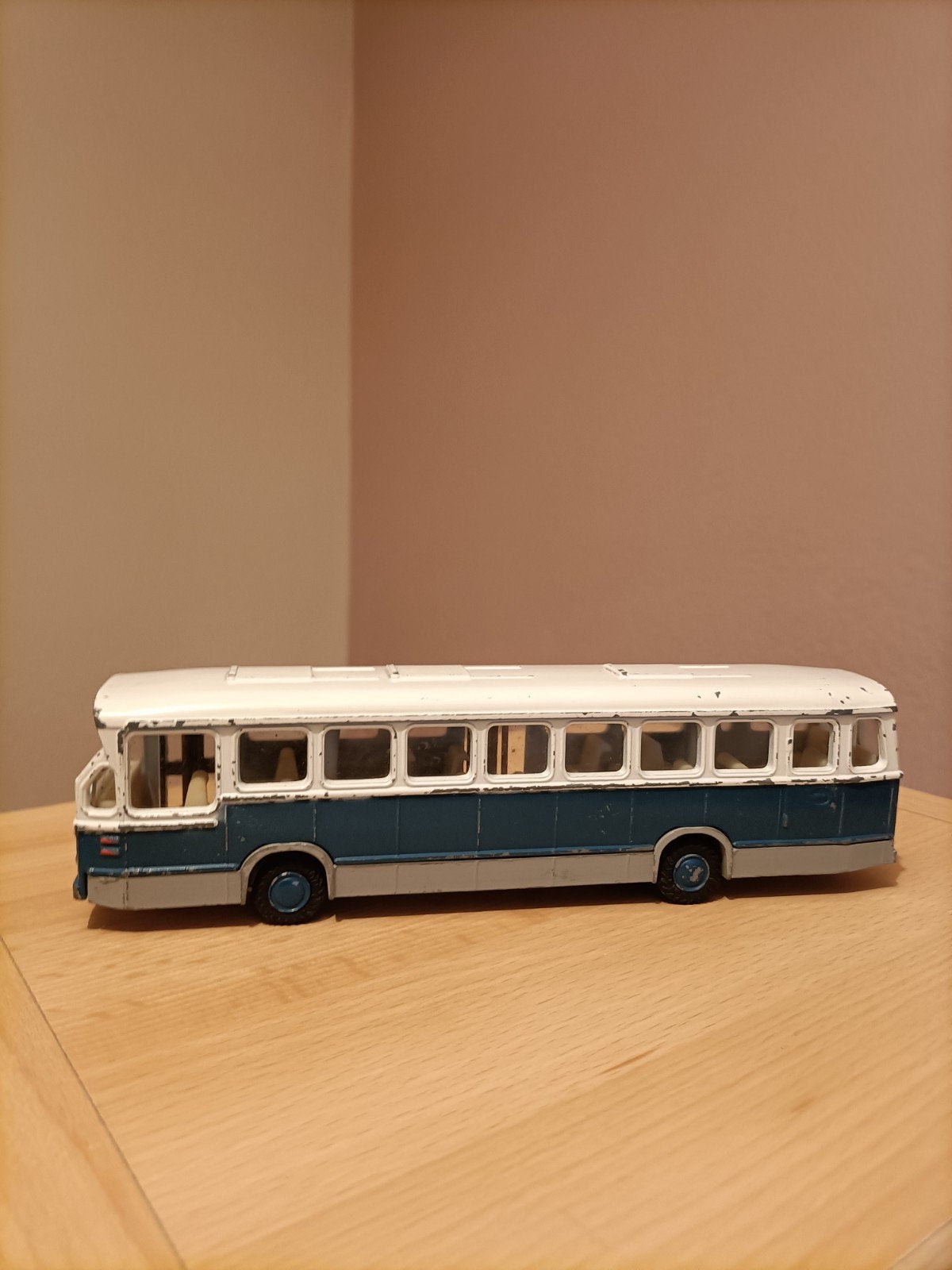 Vintage Lion-Toys DAF Citybus nr. 38 1/50, Ophalen of Verzenden, Gebruikt, Bus of Vrachtwagen, Overige merken