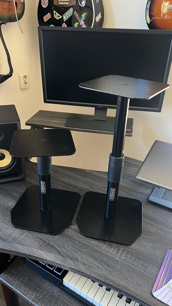 Innox monitor standaard set - Verstelbaar en roteerbaar, Ophalen, Gebruikt