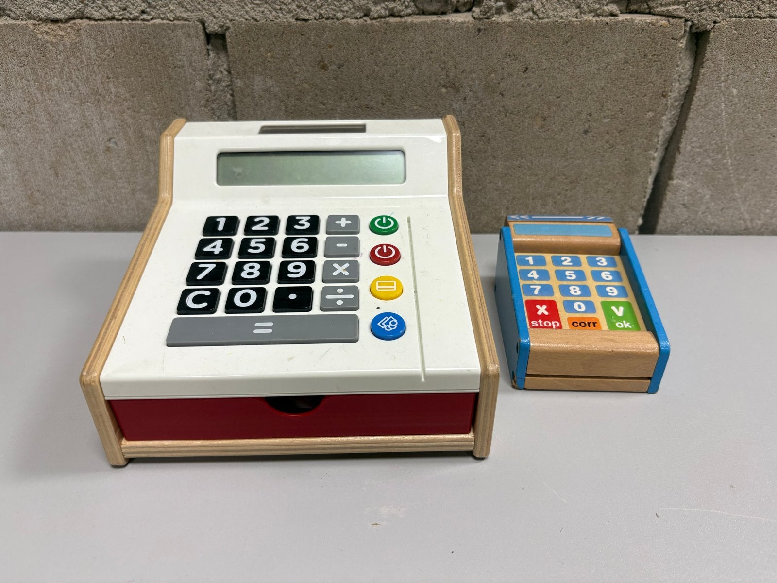 Houten speelgoed kassa met geld en pinautomaat, Ophalen, Gebruikt, Knutselen