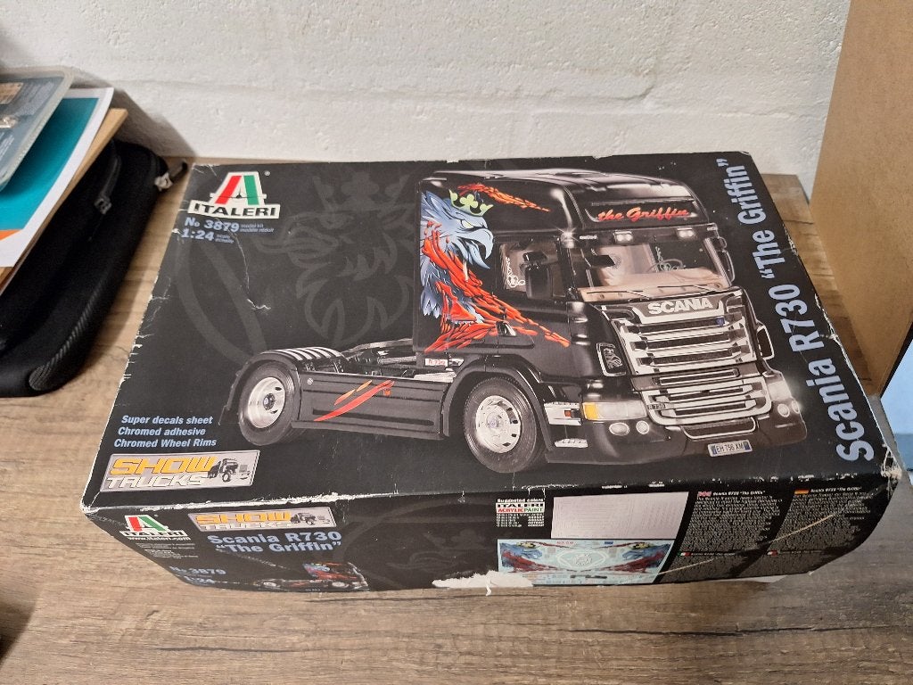 Italeri 1:24 bouwmodel Scania truck The Griffin nieuw + doos, Italeri, Groter dan 1:32, Nieuw, Ophalen of Verzenden