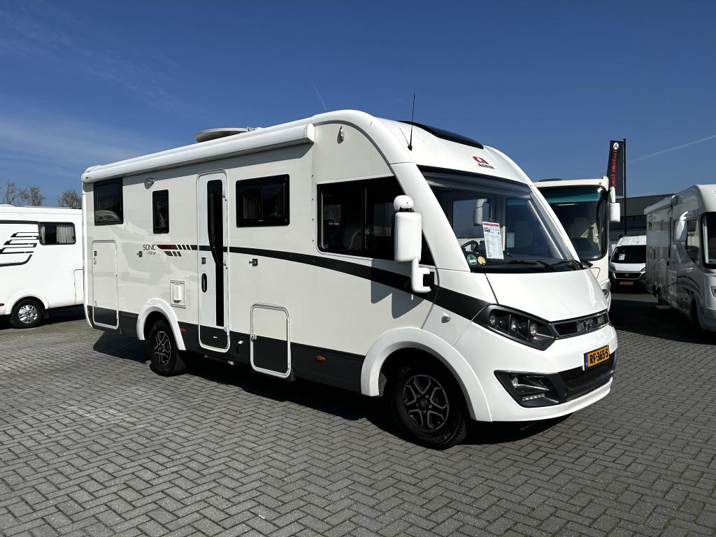 Adria Sonic I 700SP Dwarsbed/Hefbed/2011/160pk/Euro-4/Airco!, Integraal, Fiat, 7 tot 8 meter, Bedrijf