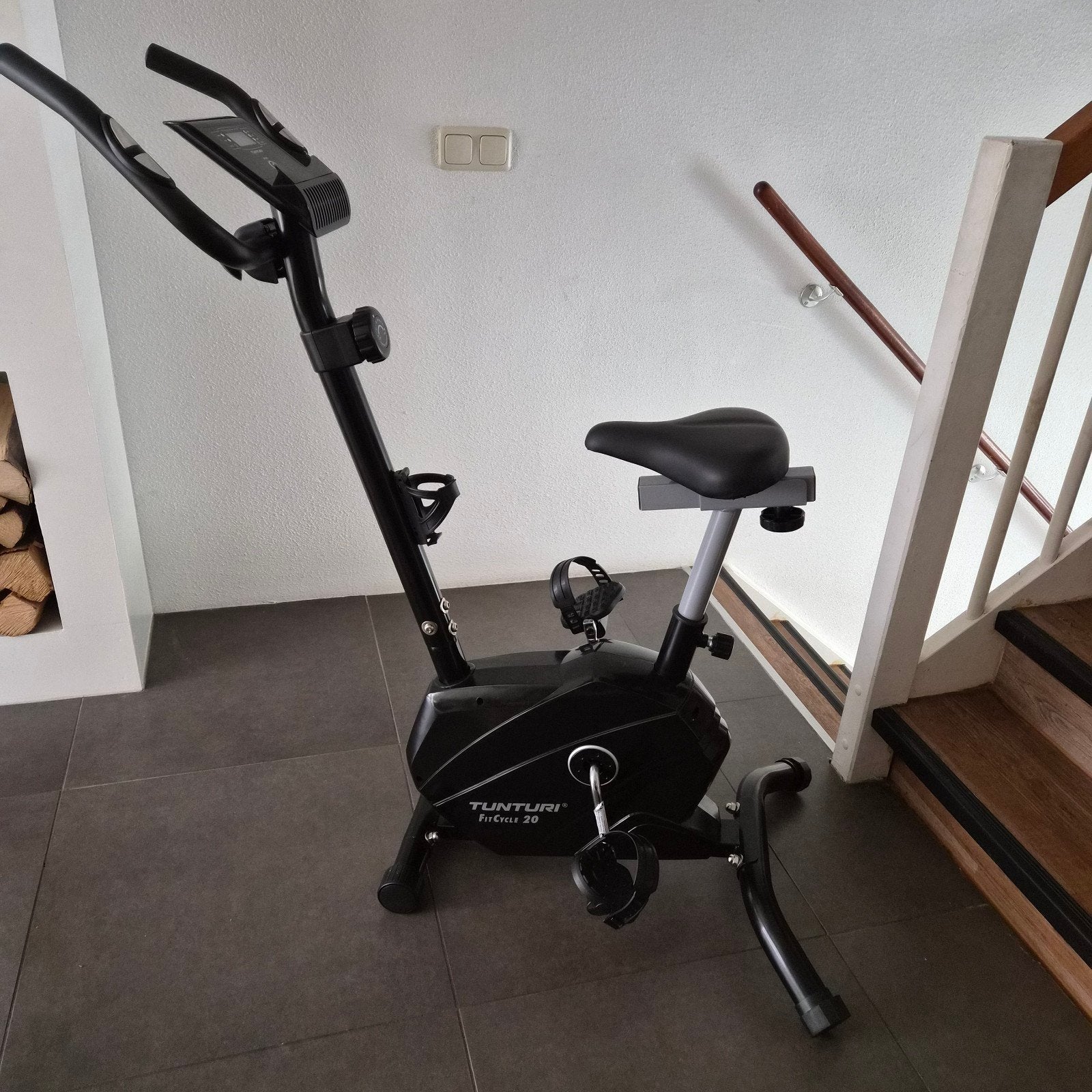 Tunturi FitCycle 20 Hometrainer - Zo goed als nieuw, Sport en Fitness, Ophalen
