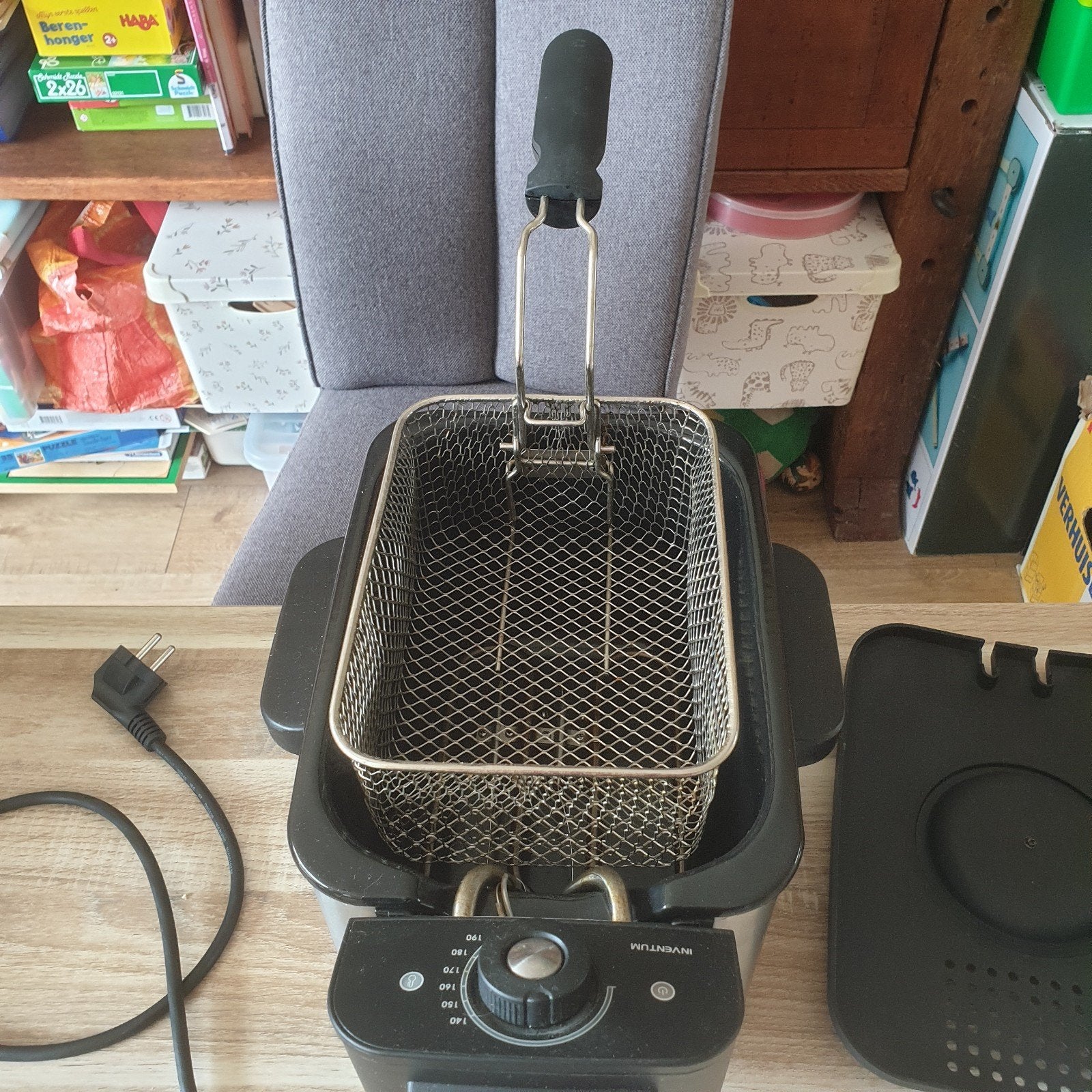 Nette Inventum GF535 Koude Zone Frituurpan - 3 Liter - 3000W, 3 tot 4 liter, Ophalen, Gebruikt, Uitneembare binnenpan