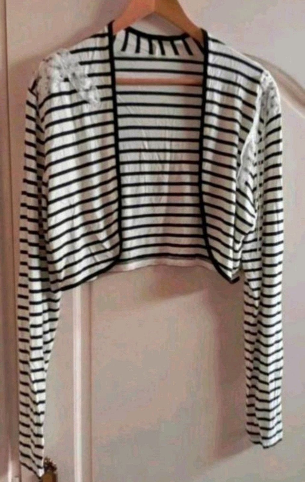 Kort vestje met leuke details o.a kant.
Zwart/ crème XL
Lang, Overige kleuren, Maat 42/44 (L), Ophalen of Verzenden, Zo goed als nieuw