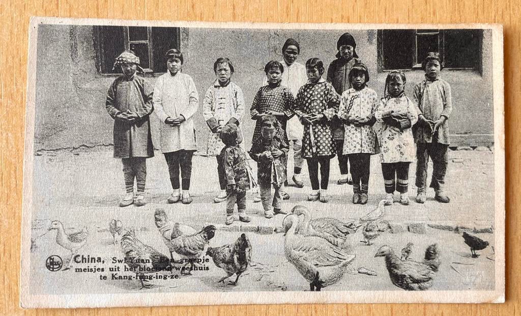 China weesmeisjes pluimvee 1932, Verzamelen, Ophalen of Verzenden, 1920 tot 1940, Gelopen, Buiten Europa