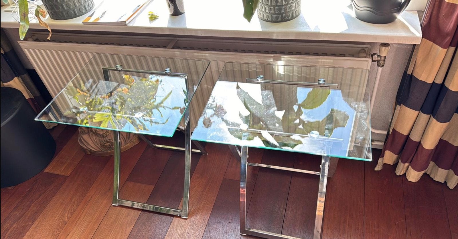 Moderne chromen bijzettafels, Huis en Inrichting, Tafels | Bijzettafels, Minder dan 55 cm, Modern, Rechthoekig, Ophalen