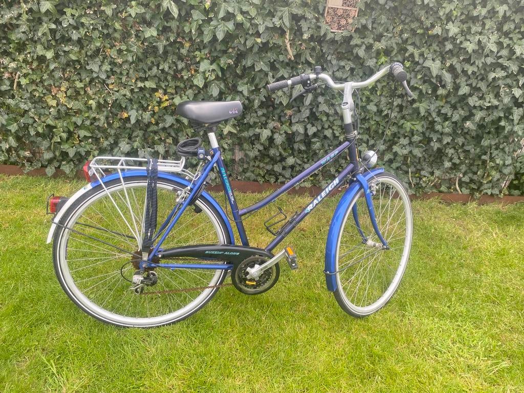Raleigh dames  fiets 21 versnellingen opknapper, Fietsen en Brommers, Fietsen | Dames | Sportfietsen en Toerfietsen, 26 inch, Zo goed als nieuw