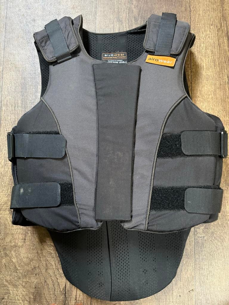 Airowear bodyprotector T1 Slim Regular Teen Outlyne, Kinderen, Ophalen of Verzenden, Bovenkleding, Springen