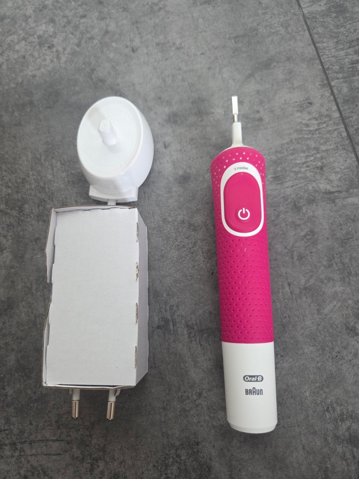 Oral-B Braun elektrische tandenborstel voor kinderen, Ophalen of Verzenden, Zo goed als nieuw, Mondverzorging