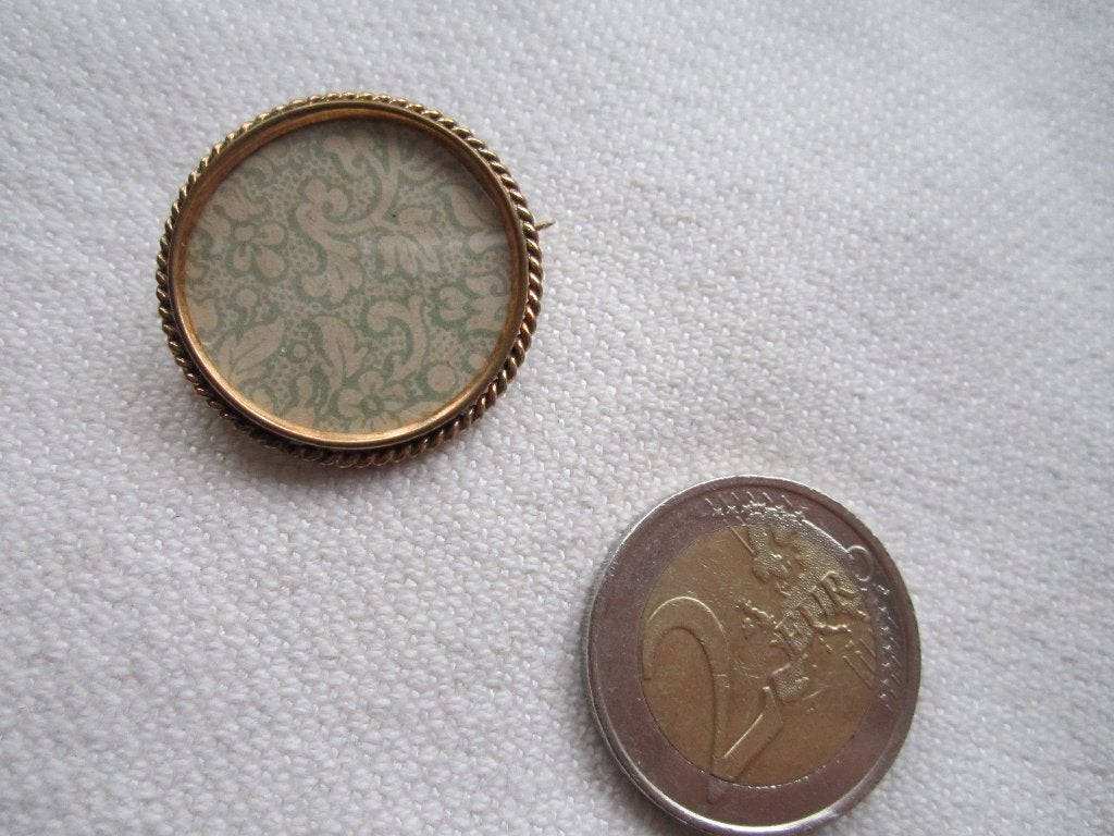 26.  Schitterende oude broche/medaillon, Sieraden, Tassen en Uiterlijk, Antieke sieraden, Ophalen, Overige materialen, Broche