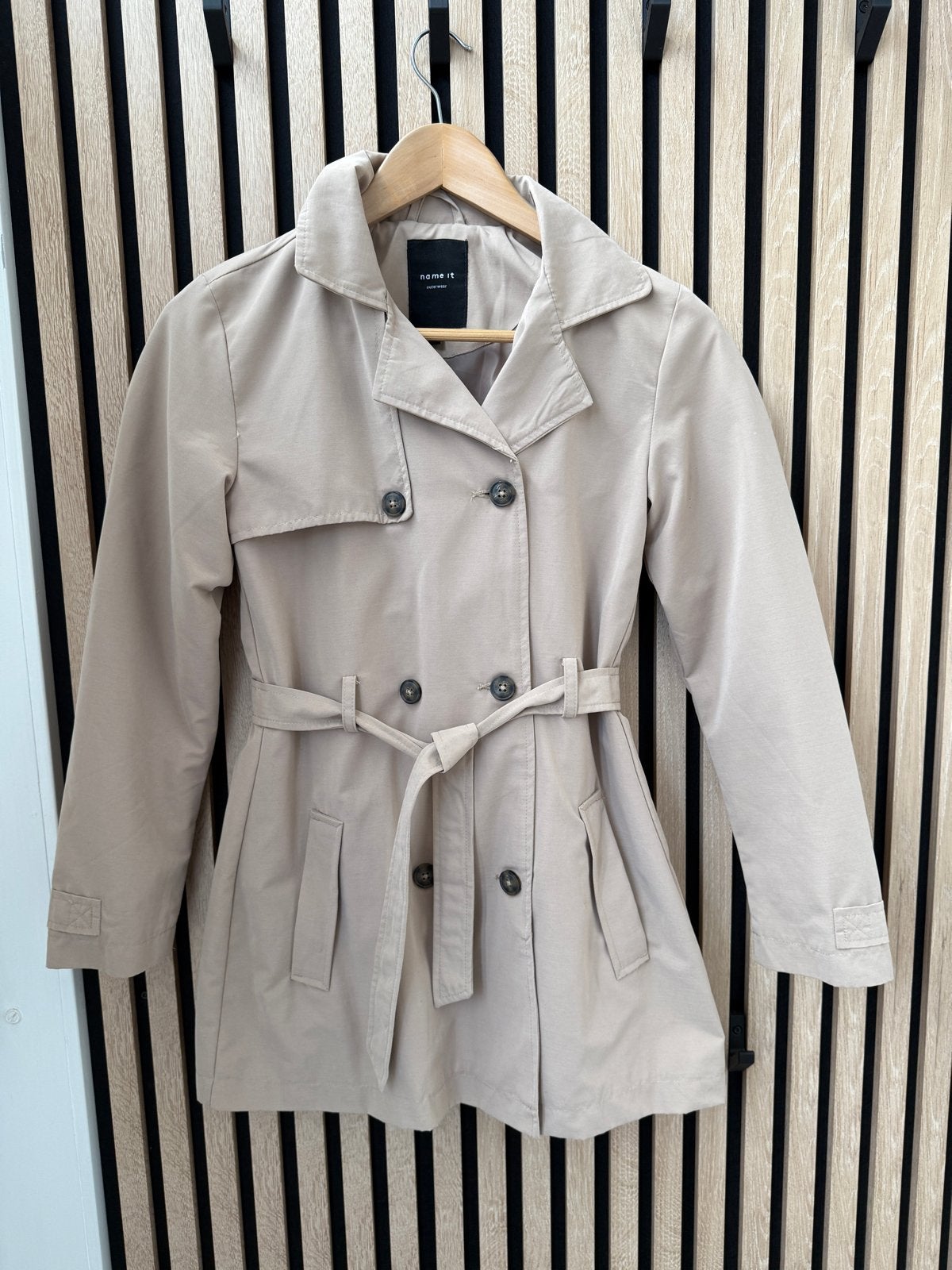 Meisjes trenchcoat jas beige maat 152 - Name It, Ophalen of Verzenden, Zo goed als nieuw, Meisje, Jas