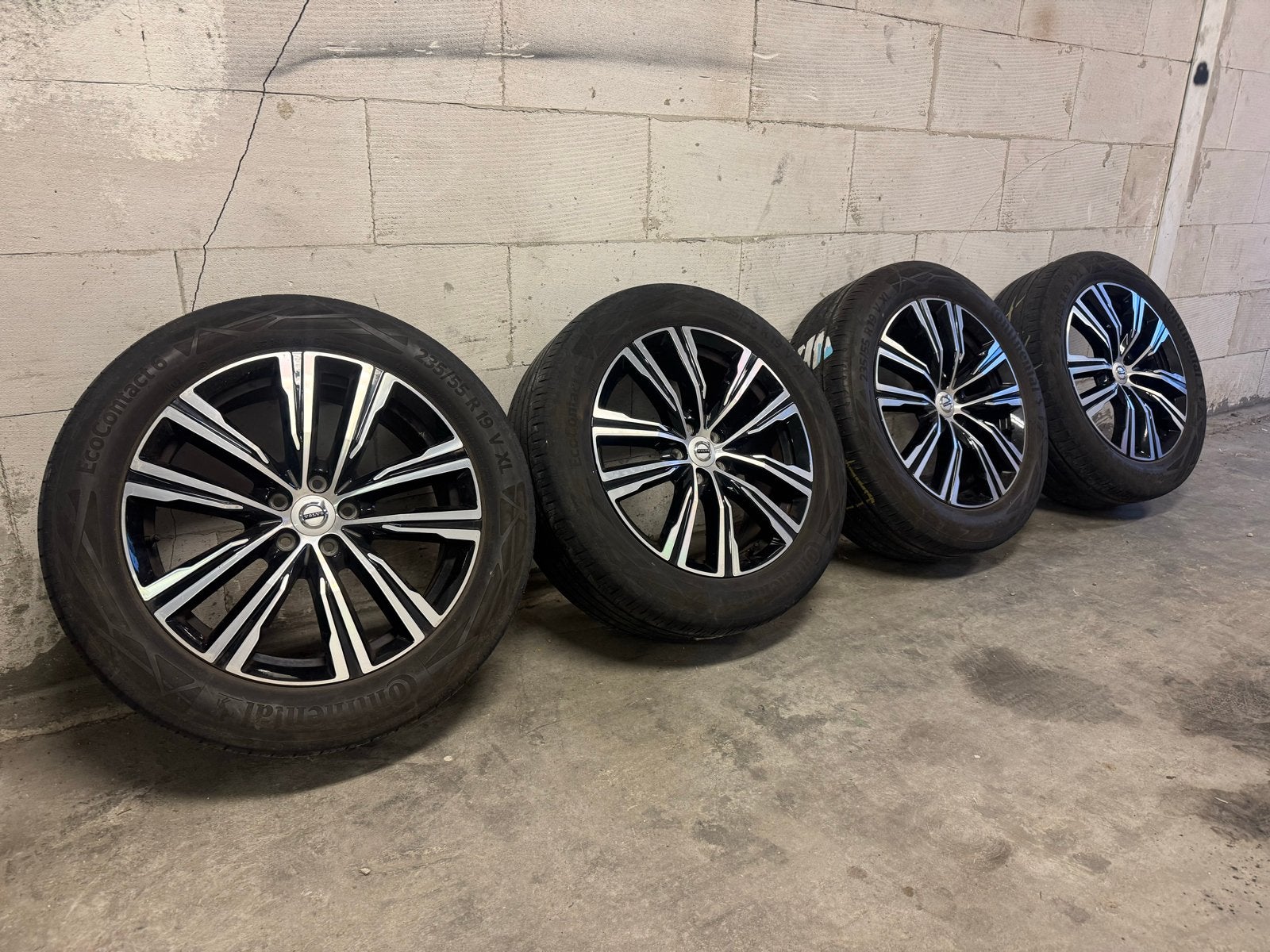 Volvo XC60 19 inch wielset origineel Continental, Auto-onderdelen, Gebruikt, Banden en Velgen, 235 mm, Personenwagen