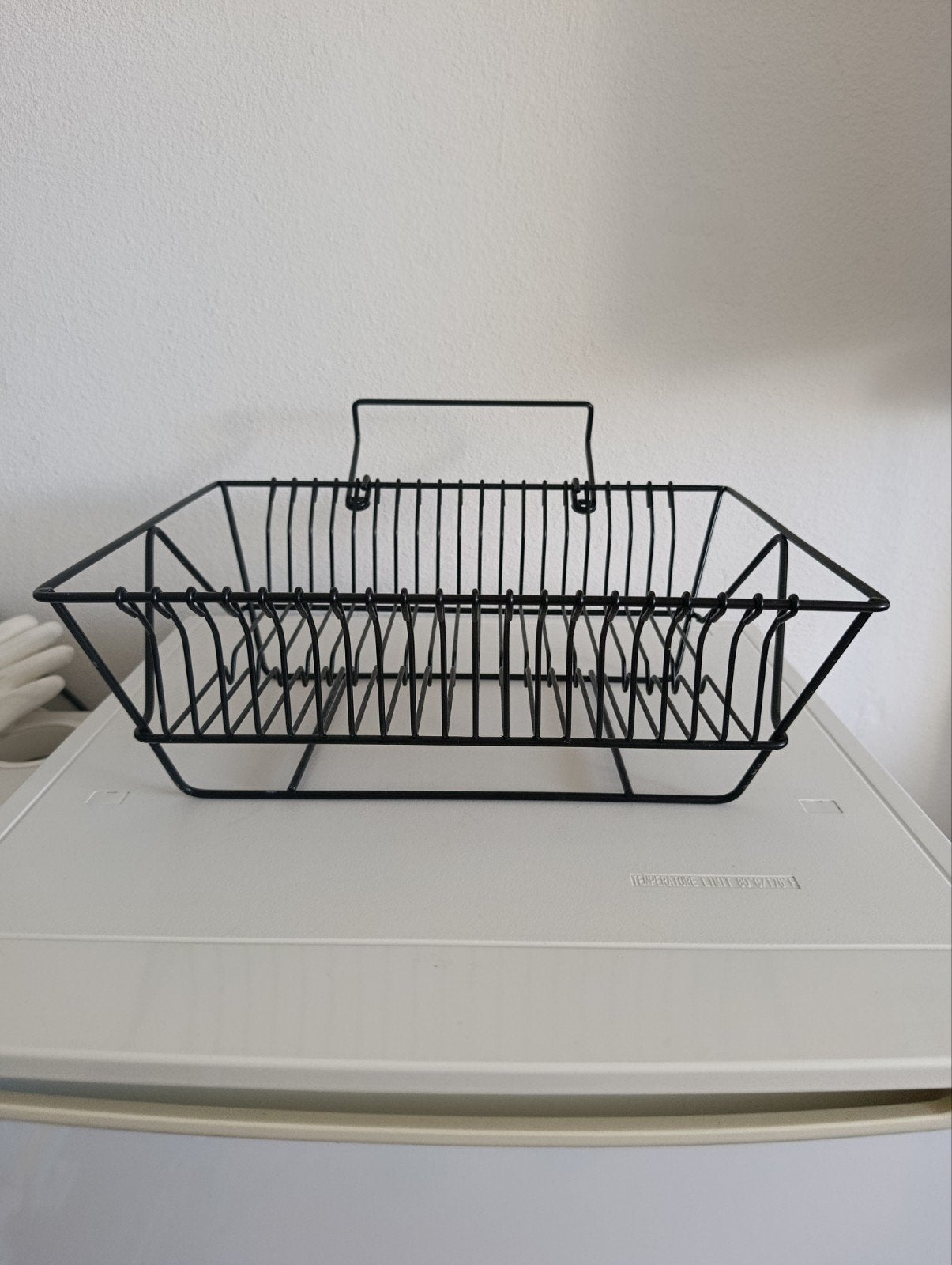 Zwart metalen bordenrek - handig en ruimtebesparend, Gebruikt, Bordenrek, Ophalen of Verzenden, Zwart