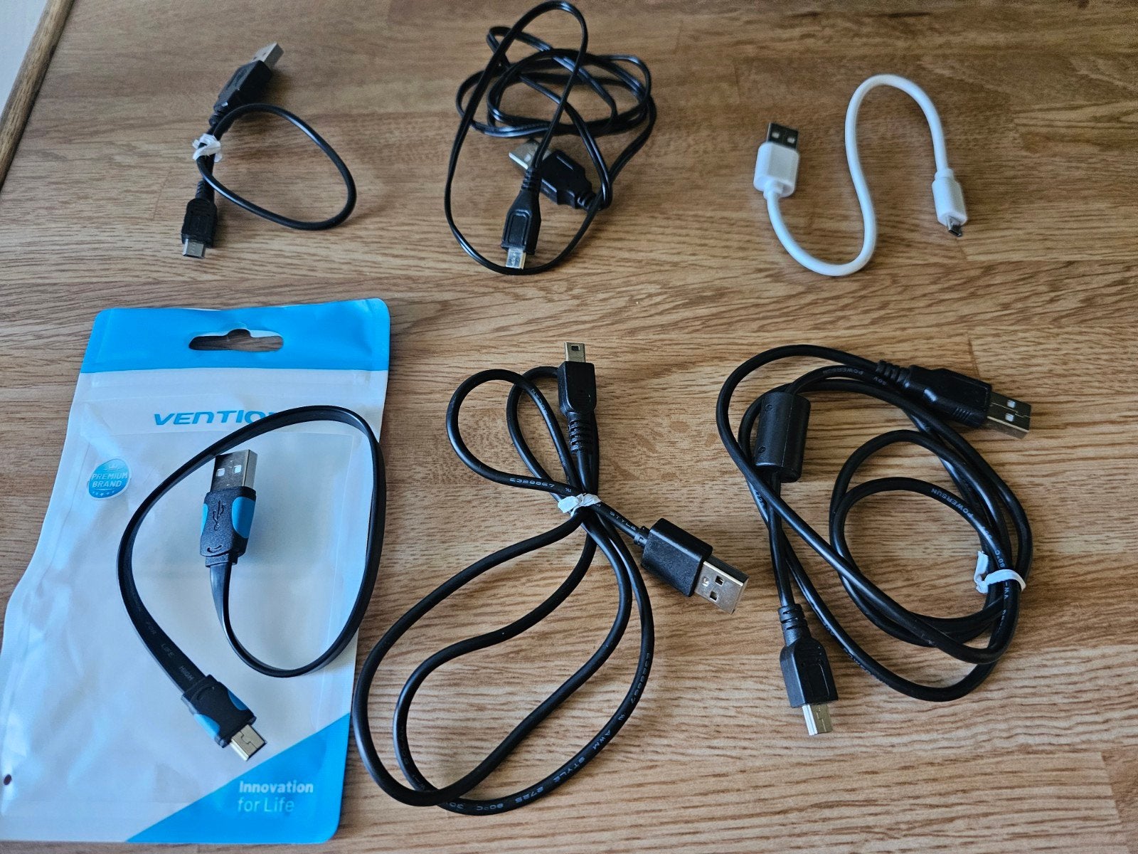 New diverse micro-USB- en mini-USB-kabels, Ophalen of Verzenden