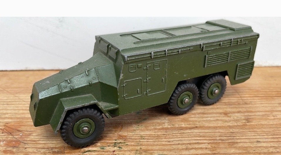 Dinky Toys 677 Armoured Command Vehicle - Vintage Speelgoed, Ophalen of Verzenden