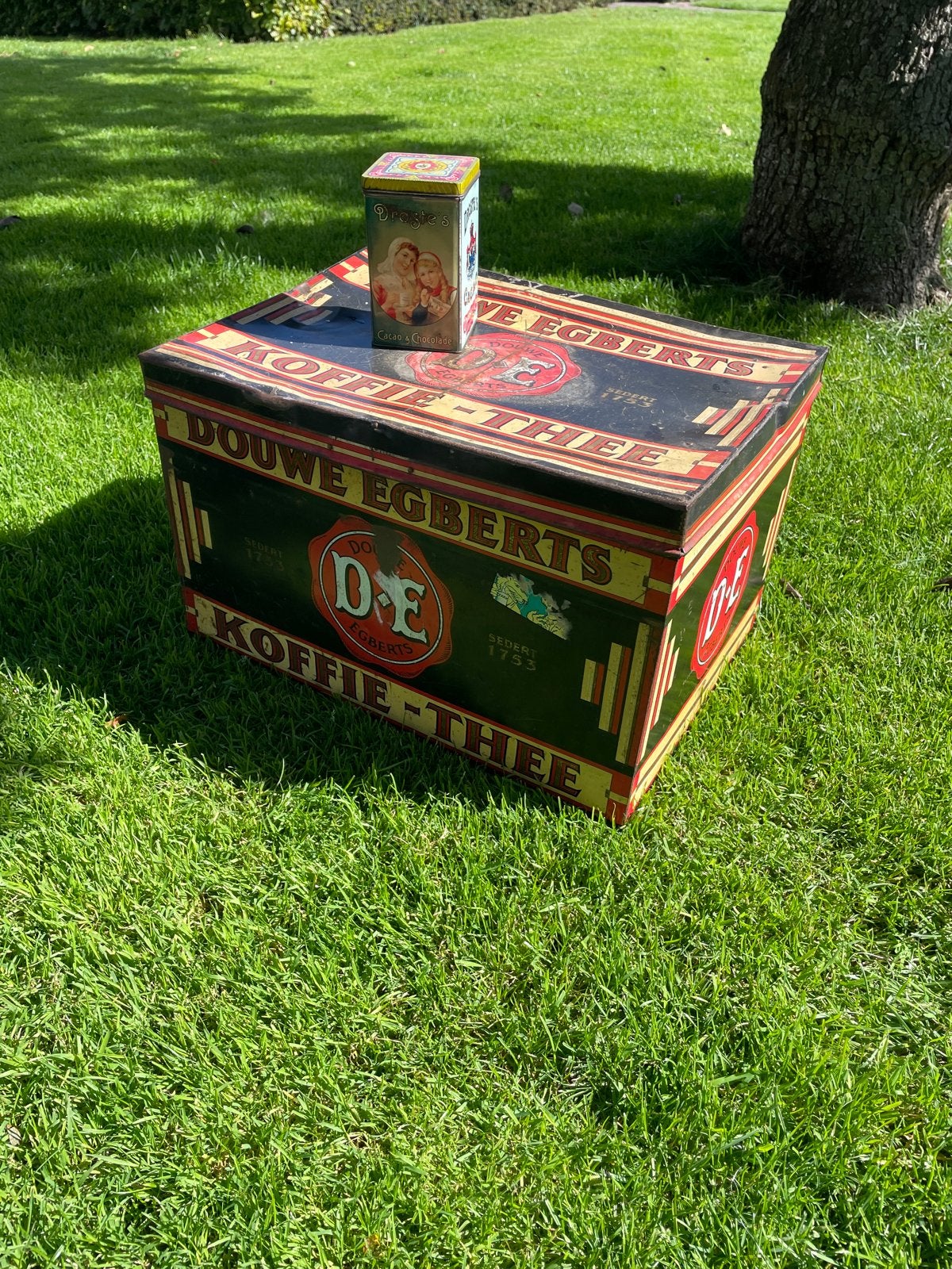 Vintage Douwe Egberts Koffie-Thee Bus en diverse blikken, Ophalen