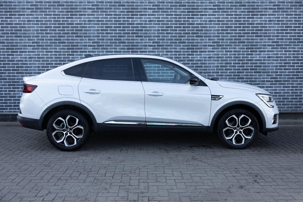 Renault Arkana 1.6 E-Tech Hybrid 145 Intens | Panoramadak |, Auto's, Renault, Arkana, Gebruikt, Leder en Stof, Wit