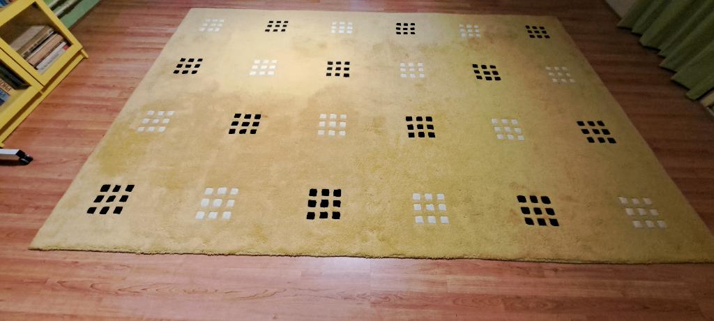 Wol Tapijt 2x3 meter – Geel met zwart/witte blokjes, Ophalen, Gebruikt, 200 cm of meer, Modern