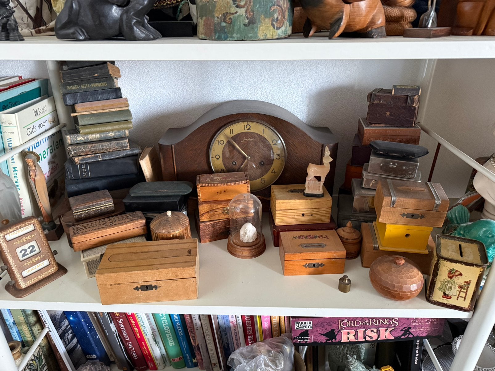 Fraaie collectie, klok, spaardoosjes, oude boeken, bijbels, Antiek en Kunst, Ophalen of Verzenden