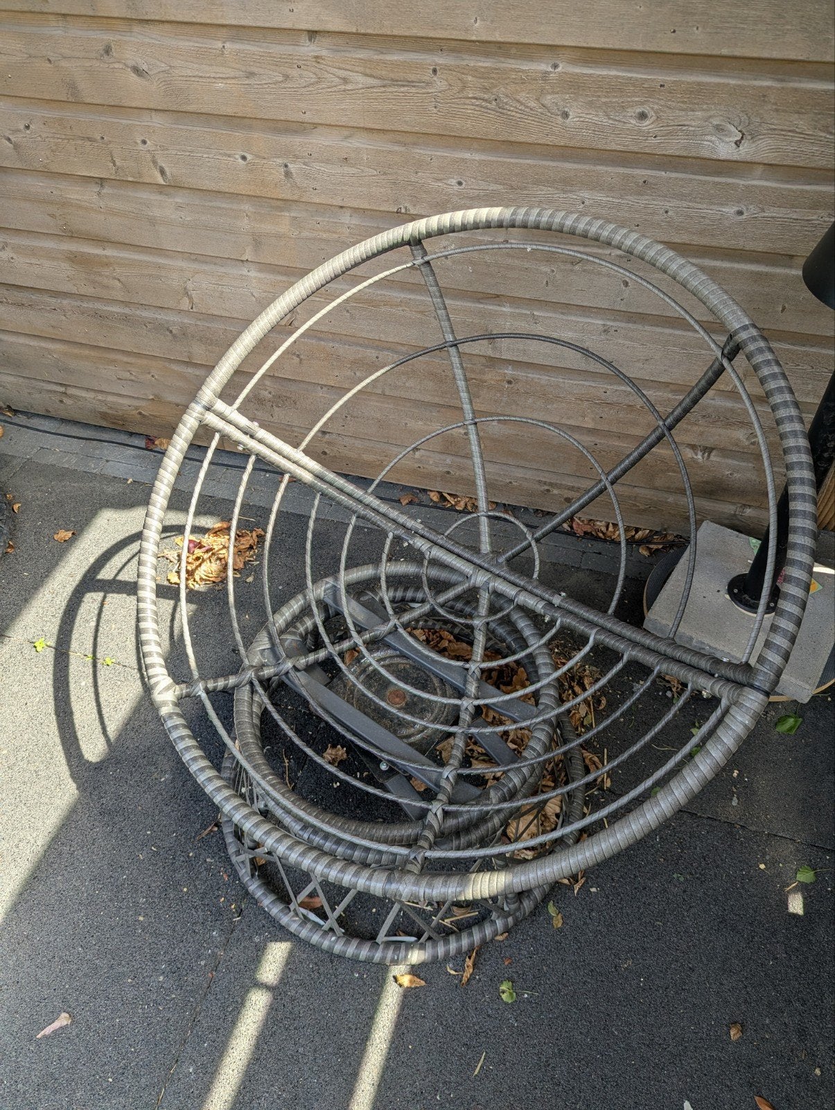 Comfortabele tuinstoel met kussen, Tuin en Terras, Ophalen, Gebruikt, Wicker
