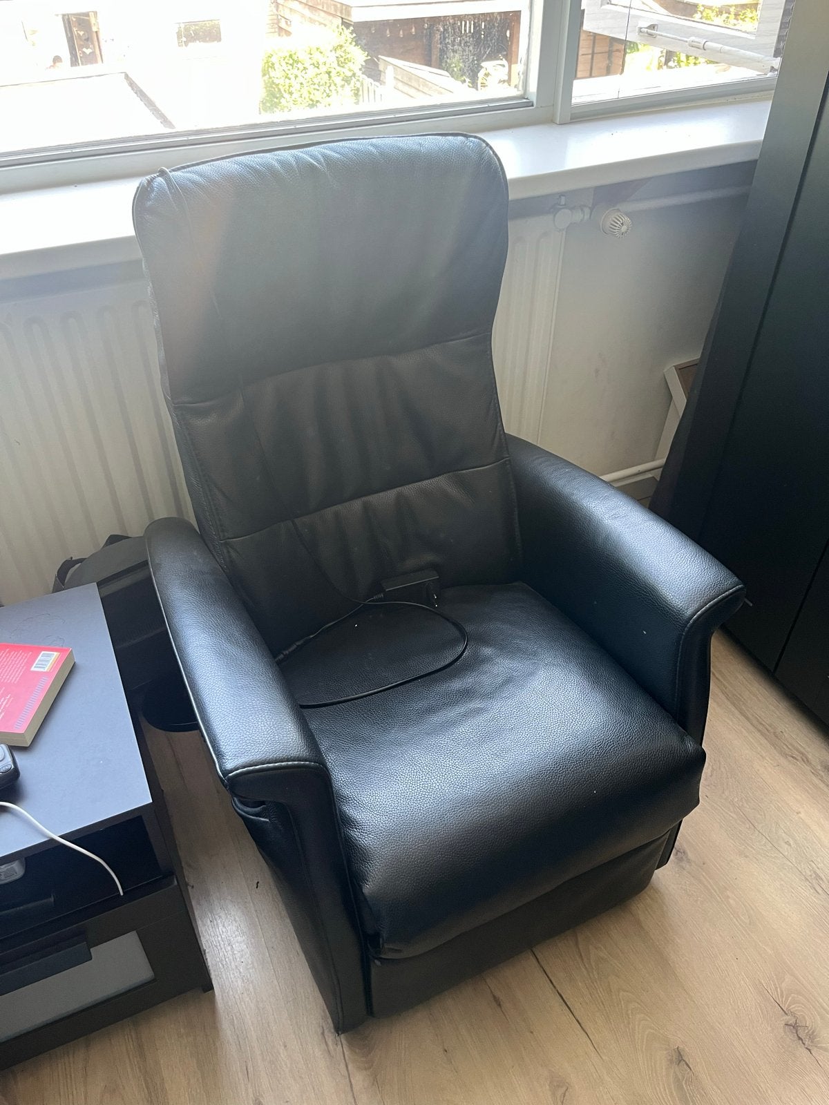 Mooie sta opstoel, Ophalen, Gebruikt, Zwart, Leer