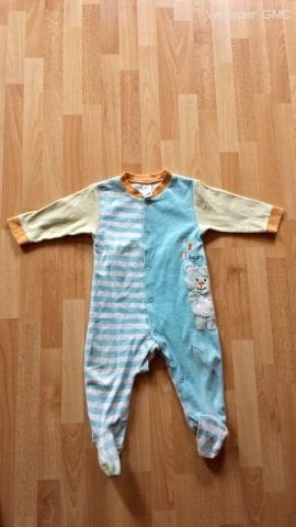 C&A box pakje voor jongen of meisje met een beren opdruk, Kinderen en Baby's, Babykleding | Maat 74, C&A, Jongetje of Meisje, Ophalen of Verzenden