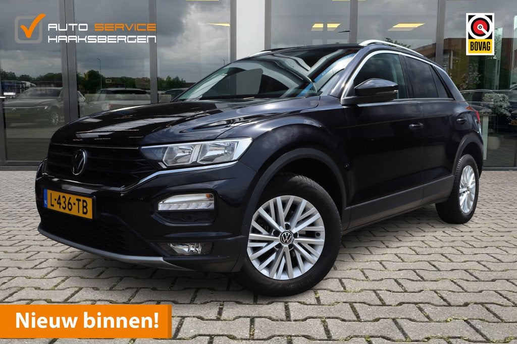 Volkswagen T-Roc 1.0 TSI Style | ACC | Camera | DAB |, Voorwielaandrijving, Stof, Gebruikt, 1194 kg