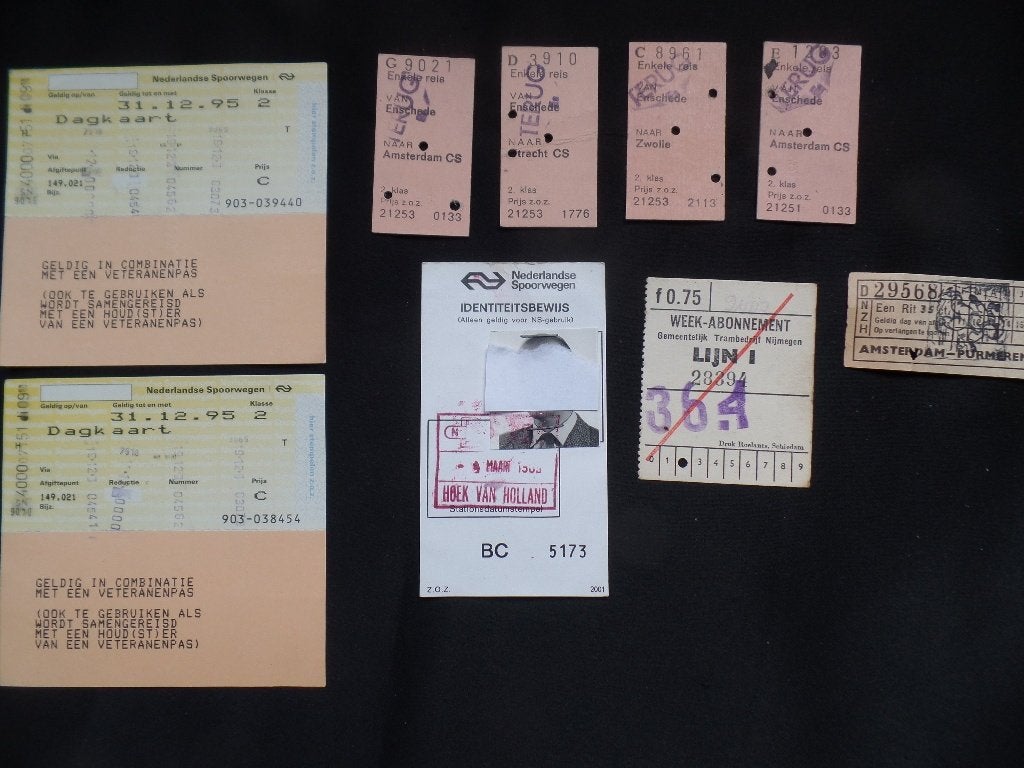 9 verschillende oa oude treinkaartjes / en andere zaken., Ophalen of Verzenden, Gebruikt, Trein, Overige typen